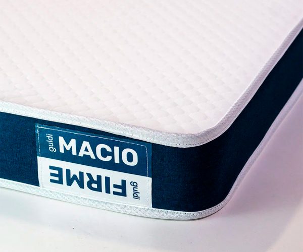 Guldi Duplo mattress with two-sided comfort detail